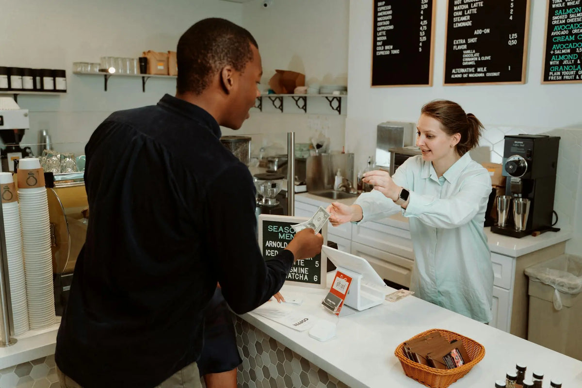 United States (New York City) – The Tipping Culture That Confuses Almost Every Visitor